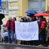 Der Chor HOR 29 NOVEMBAR vor der bosnisch-herzegowinischen Botschaft in Wien. Foto: Dieter Diskovic Der Chor HOR 29 NOVEMBAR vor der bosnisch-herzegowinischen Botschaft in Wien. Foto: Dieter Diskovic