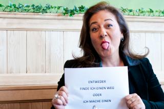 Sogol Ayrom ist immer ihren eigenen Weg gegangen. Selbst die iranischen Revolutionswächter konnten sie nicht einschüchtern. Foto: Christopher Glanzl Sogol Ayrom ist immer ihren eigenen Weg gegangen. Selbst die iranischen Revolutionswächter konnten sie nicht einschüchtern. Foto: Christopher Glanzl