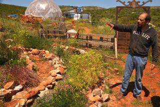 Eine geodätische Kuppel. Eine geodätische Kuppel.